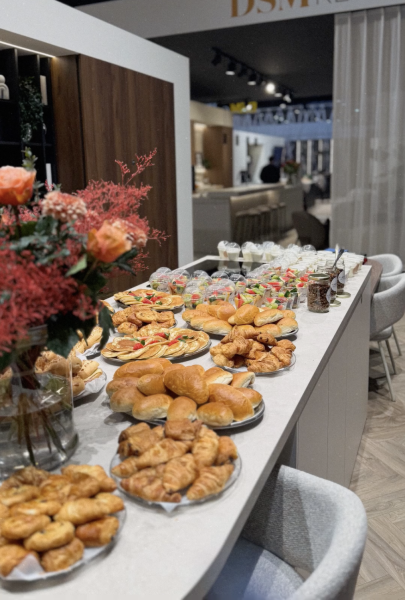 Voedsel op tafel bij Batibouw
